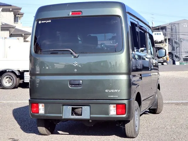 スズキ エブリイ EBD-DA17V(4WD)の写真3