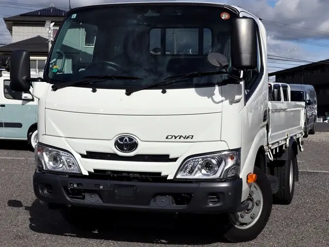 トヨタ ダイナ 2RG-XZU605(2WD)の写真1