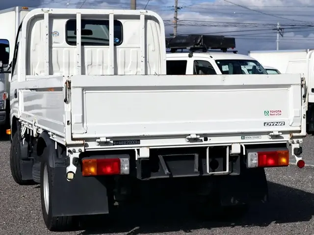 トヨタ ダイナ 2RG-XZU605(2WD)の写真2