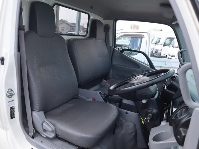 トヨタ ダイナ 2RG-XZU605(2WD)の写真32