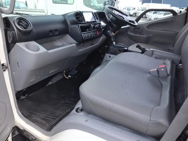トヨタ ダイナ 2RG-XZU605(2WD)の写真33