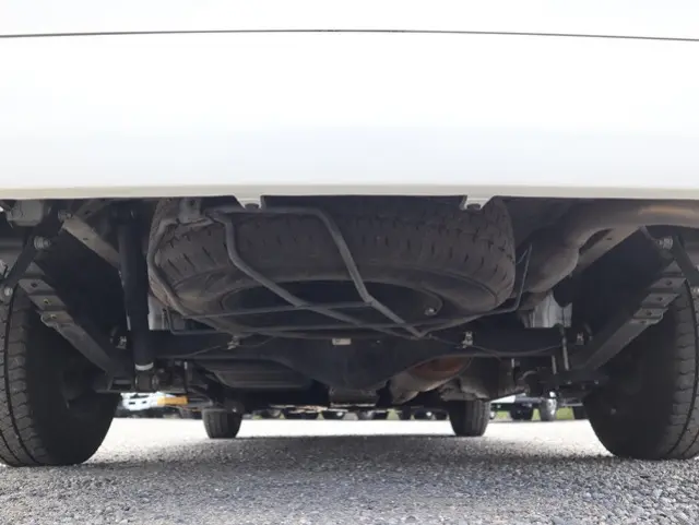 トヨタ ハイエース 3BA-TRH214W(2WD)の写真17
