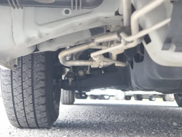 トヨタ ハイエース 3BA-TRH214W(2WD)の写真19