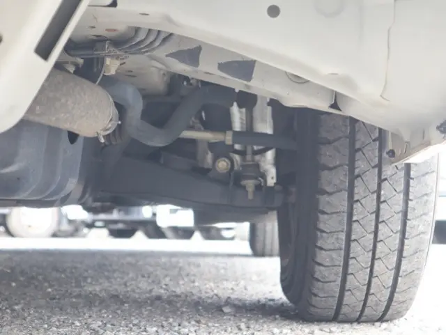 トヨタ ハイエース 3BA-TRH214W(2WD)の写真20