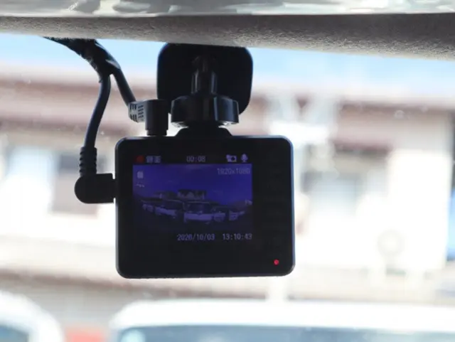 トヨタ ハイエース 3BA-TRH214W(2WD)の写真37