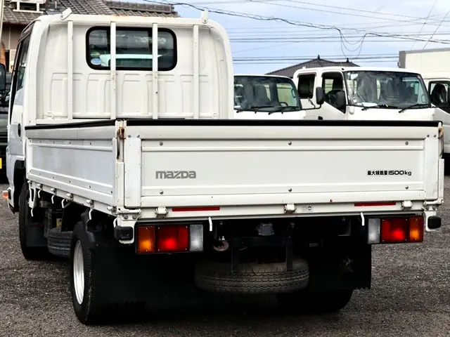 マツダ タイタン TRG-LHR85A(2WD)の写真2