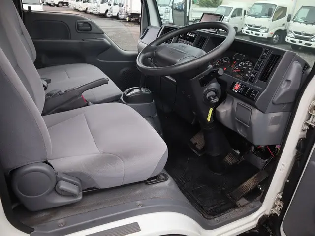 マツダ タイタン TRG-LHR85A(2WD)の写真32