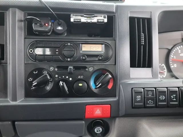 マツダ タイタン TRG-LHR85A(2WD)の写真38