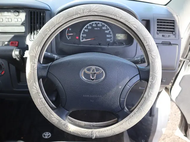 トヨタ ライトエーストラック DBF-S402U(2WD)の写真4