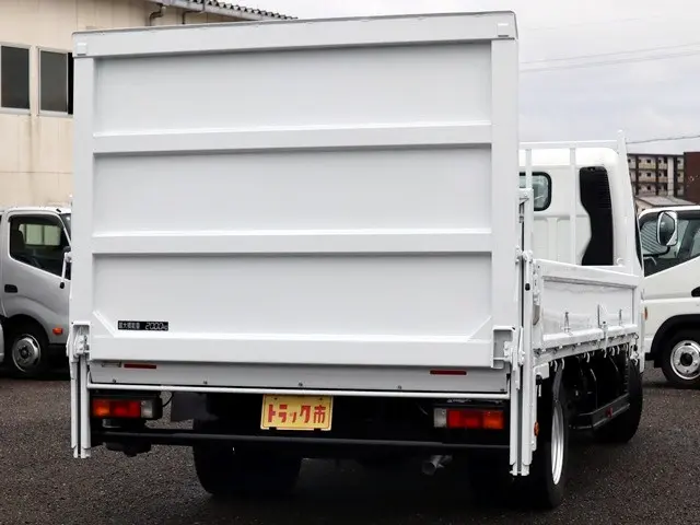 三菱 キャンター TPG-FEB50(2WD)の写真5