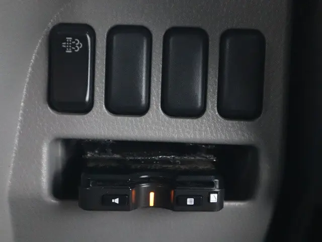 三菱 キャンター TPG-FEB50(2WD)の写真39