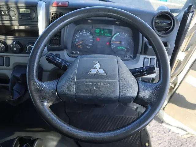 三菱 キャンター TPG-FBA60(2WD)の写真4