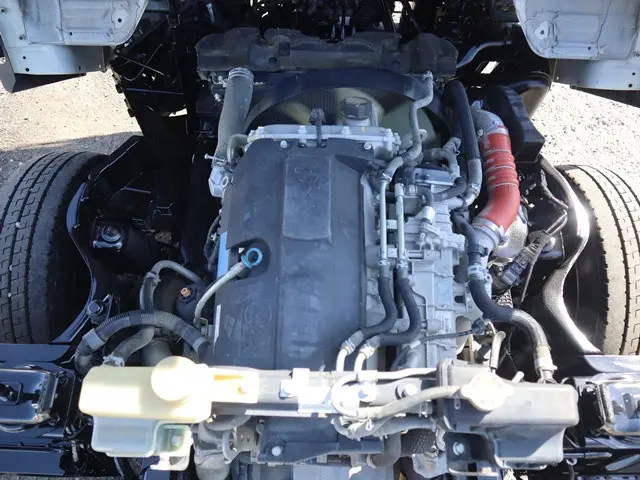 三菱 キャンター TPG-FBA60(2WD)の写真18