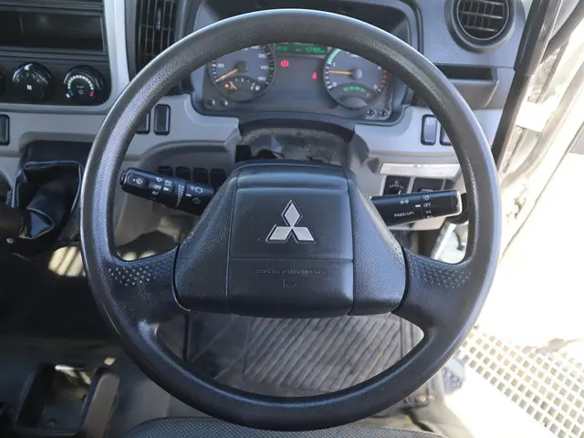 三菱 キャンター TPG-FBA60(2WD)の写真35