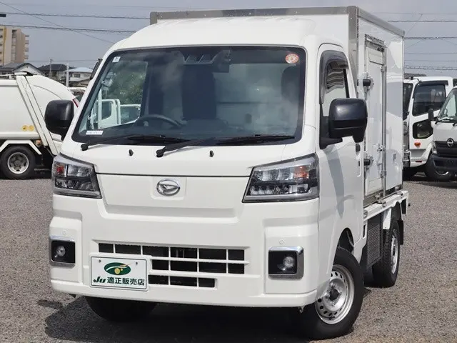 ダイハツ ハイゼットトラック 3BD-S500P(2WD)の写真2