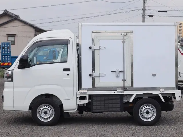 ダイハツ ハイゼットトラック 3BD-S500P(2WD)の写真9