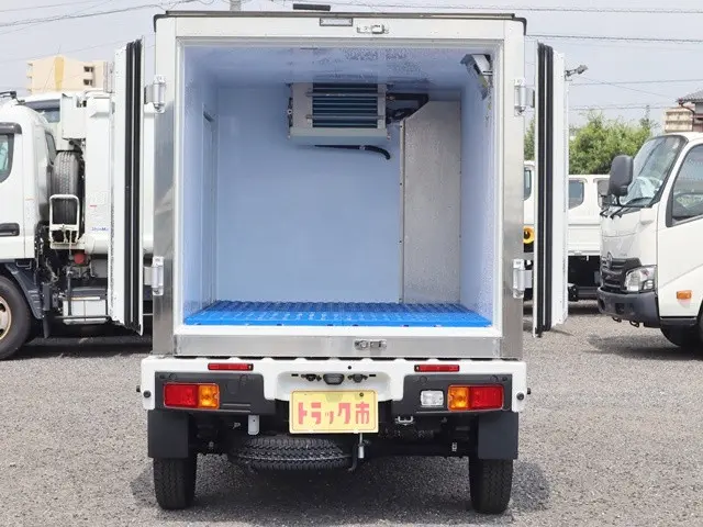 ダイハツ ハイゼットトラック 3BD-S500P(2WD)の写真11