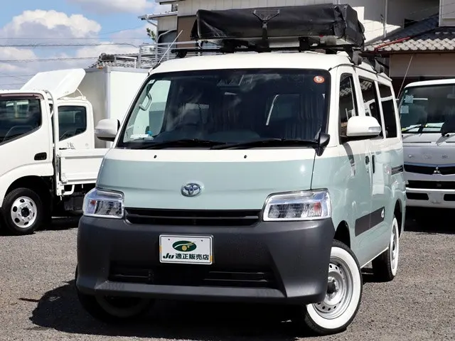 トヨタ タウンエースバン 5BF-S403M(2WD)の写真2