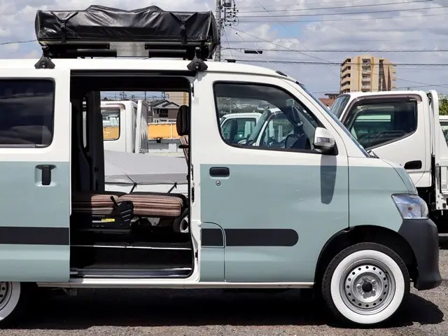 トヨタ タウンエースバン 5BF-S403M(2WD)の写真10