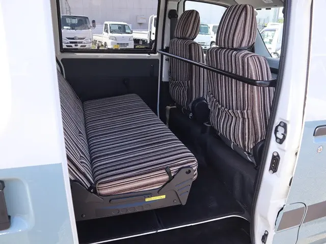 トヨタ タウンエースバン 5BF-S403M(2WD)の写真24