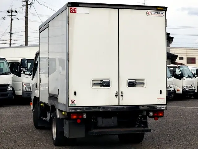 トヨタ ダイナ LDF-KDY231(2WD)の写真2