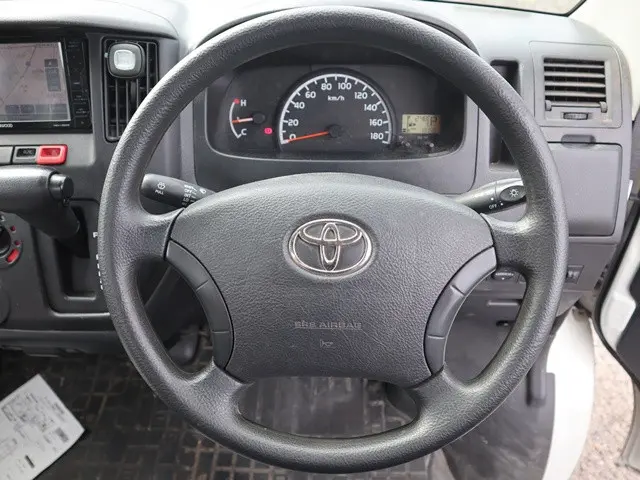 トヨタ タウンエーストラック DBF-S402U(2WD)の写真4