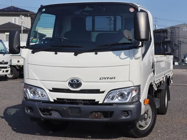 トヨタ ダイナ 2RG-XZC605(2WD)の写真1
