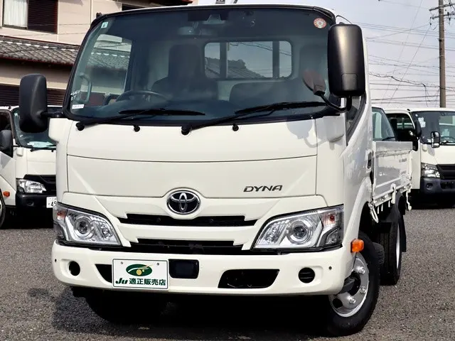 トヨタ ダイナ 2RG-XZC605(2WD)の写真2