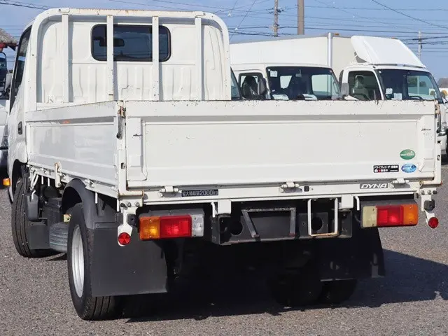 トヨタ ダイナ 2RG-XZC605(2WD)の写真3