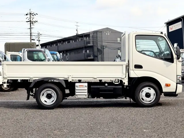 トヨタ ダイナ 2RG-XZC605(2WD)の写真8