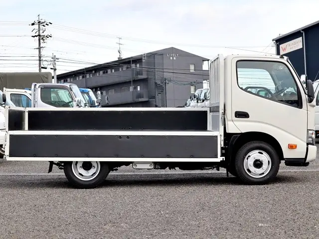 トヨタ ダイナ 2RG-XZC605(2WD)の写真10