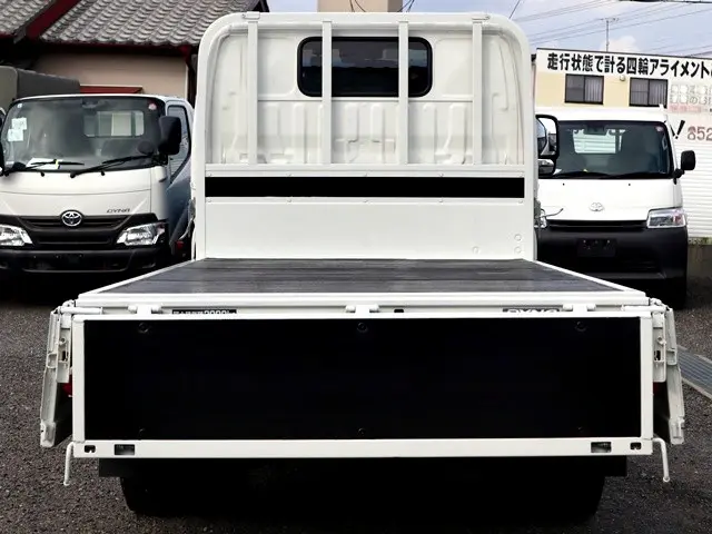 トヨタ ダイナ 2RG-XZC605(2WD)の写真11