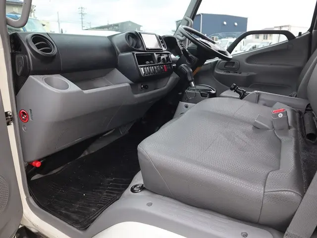 トヨタ ダイナ 2RG-XZC605(2WD)の写真33