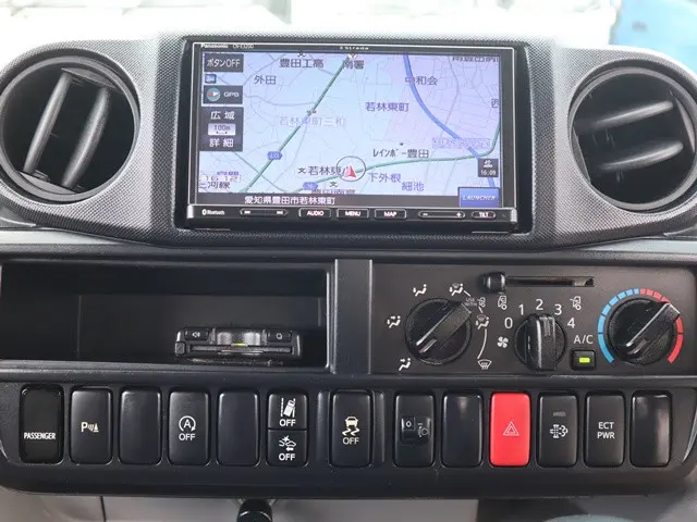 トヨタ ダイナ 2RG-XZC605(2WD)の写真37