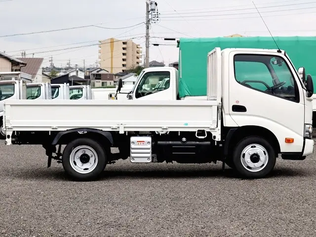 トヨタ ダイナ 2RG-XZU605(2WD)の写真8
