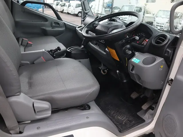 トヨタ ダイナ 2RG-XZU605(2WD)の写真31