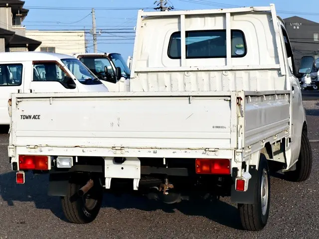 トヨタ タウンエーストラック DBF-S402U(2WD)の写真3