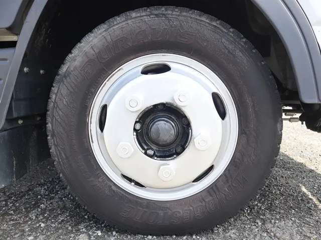 三菱 キャンター 2RG-FBA20(2WD)の写真20