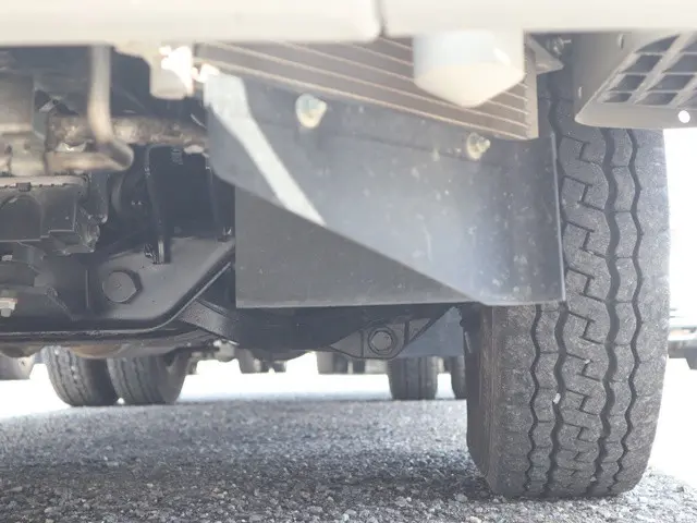 三菱 キャンター 2RG-FBA20(2WD)の写真22