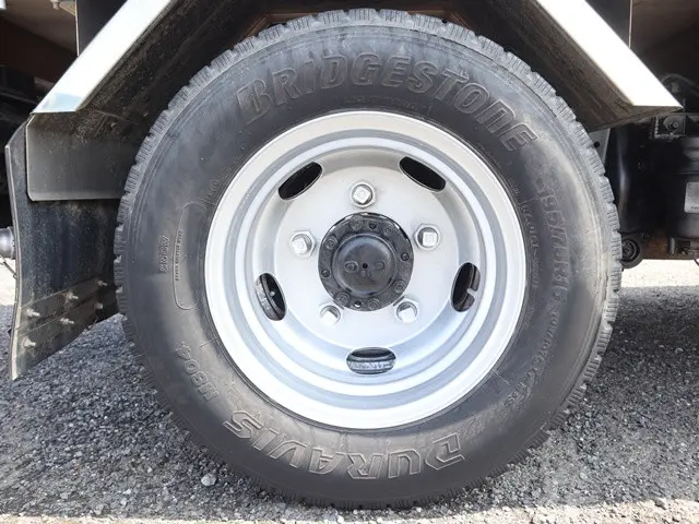 三菱 キャンター 2RG-FBA20(2WD)の写真27
