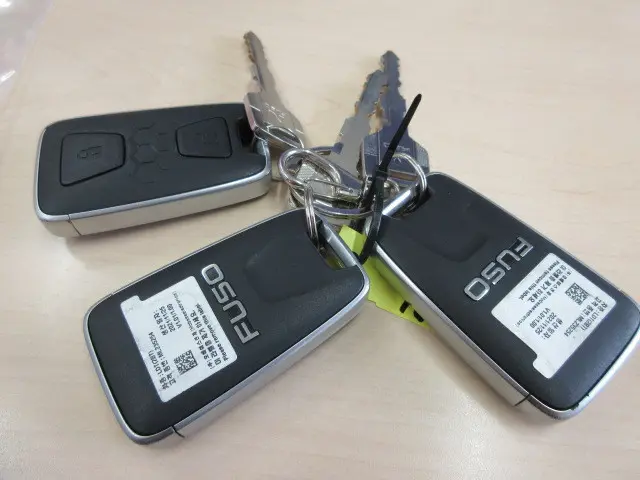 三菱 キャンター 2RG-FBA20(2WD)の写真43
