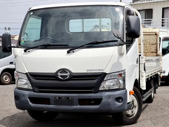 日野 デュトロ TPG-XZU710M(2WD)の写真1