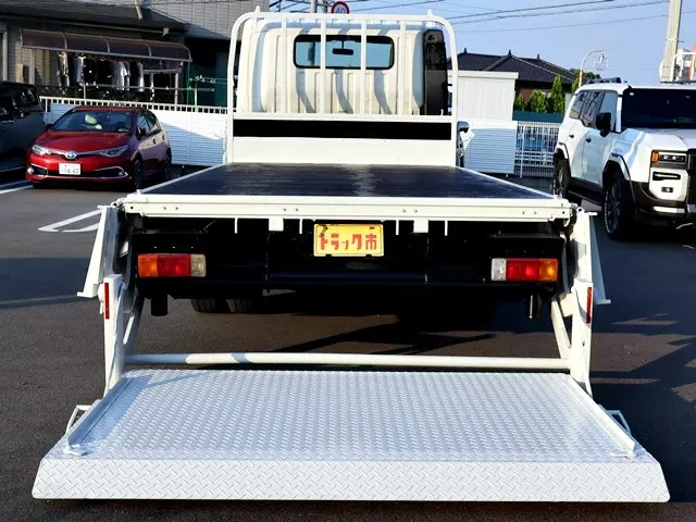 日野 デュトロ TPG-XZU710M(2WD)の写真11