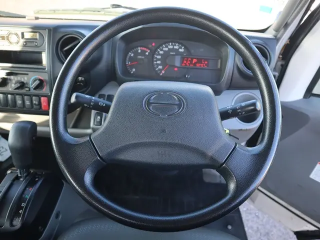 日野 デュトロ TPG-XZU710M(2WD)の写真4