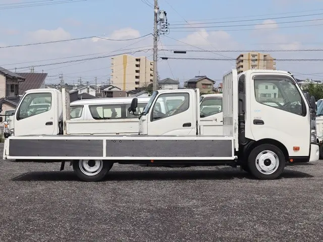 日野 デュトロ TPG-XZU710M(2WD)の写真10