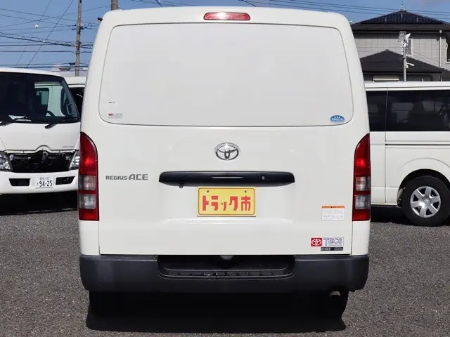 トヨタ その他(トヨタ) CBF-TRH200V(2WD)の写真6