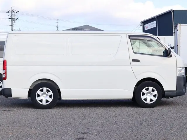 トヨタ その他(トヨタ) CBF-TRH200V(2WD)の写真8