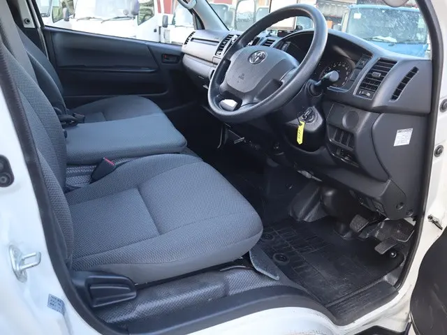 トヨタ その他(トヨタ) CBF-TRH200V(2WD)の写真33