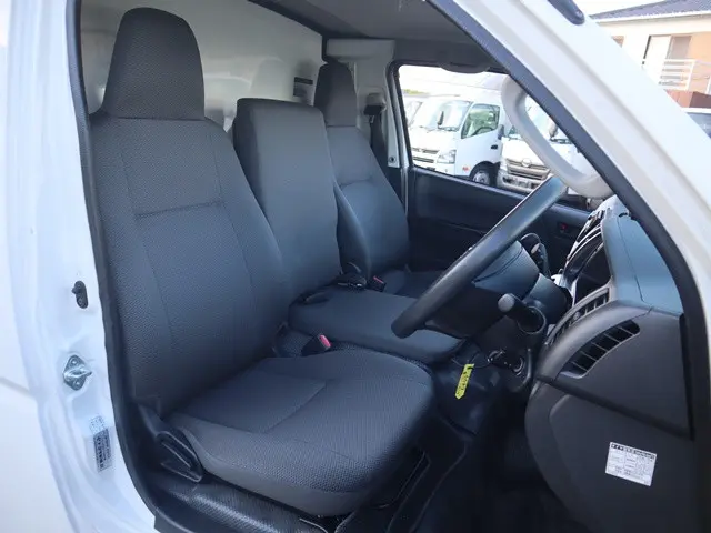 トヨタ その他(トヨタ) CBF-TRH200V(2WD)の写真34