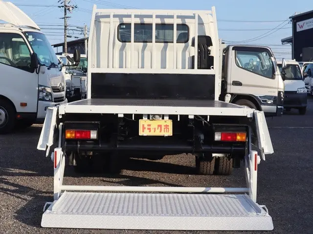 三菱 キャンター TPG-FEB50(2WD)の写真11